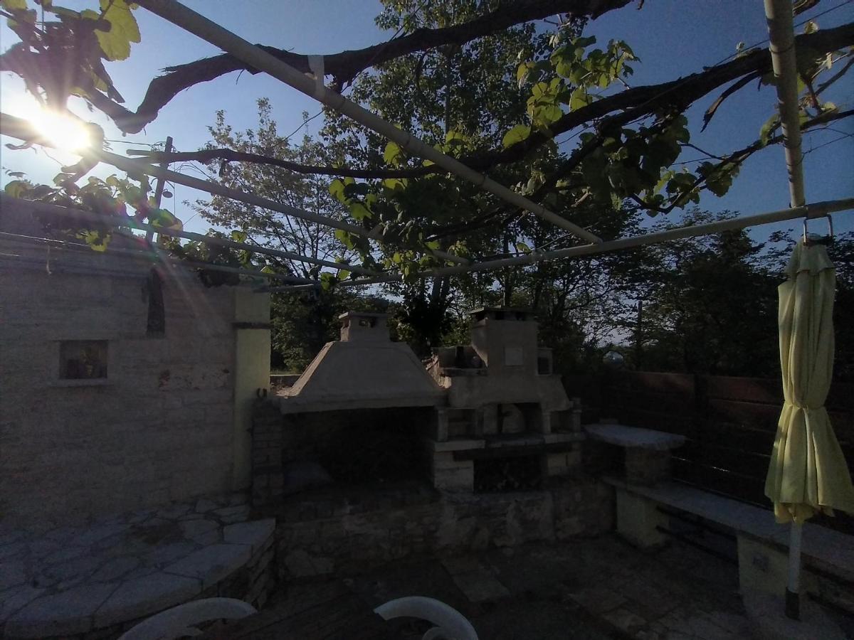 Stonemakers Hide Villa Karyotikon Dış mekan fotoğraf